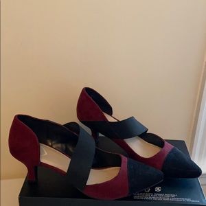 Woman’s kitten heels